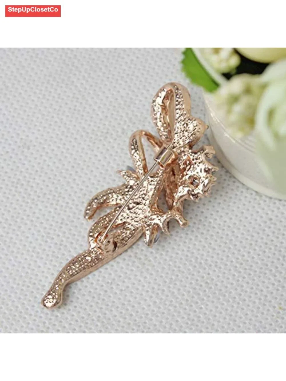 Vintage Style Created Crystal Flower Brooch Pin for Women Jackets Scarves Hats